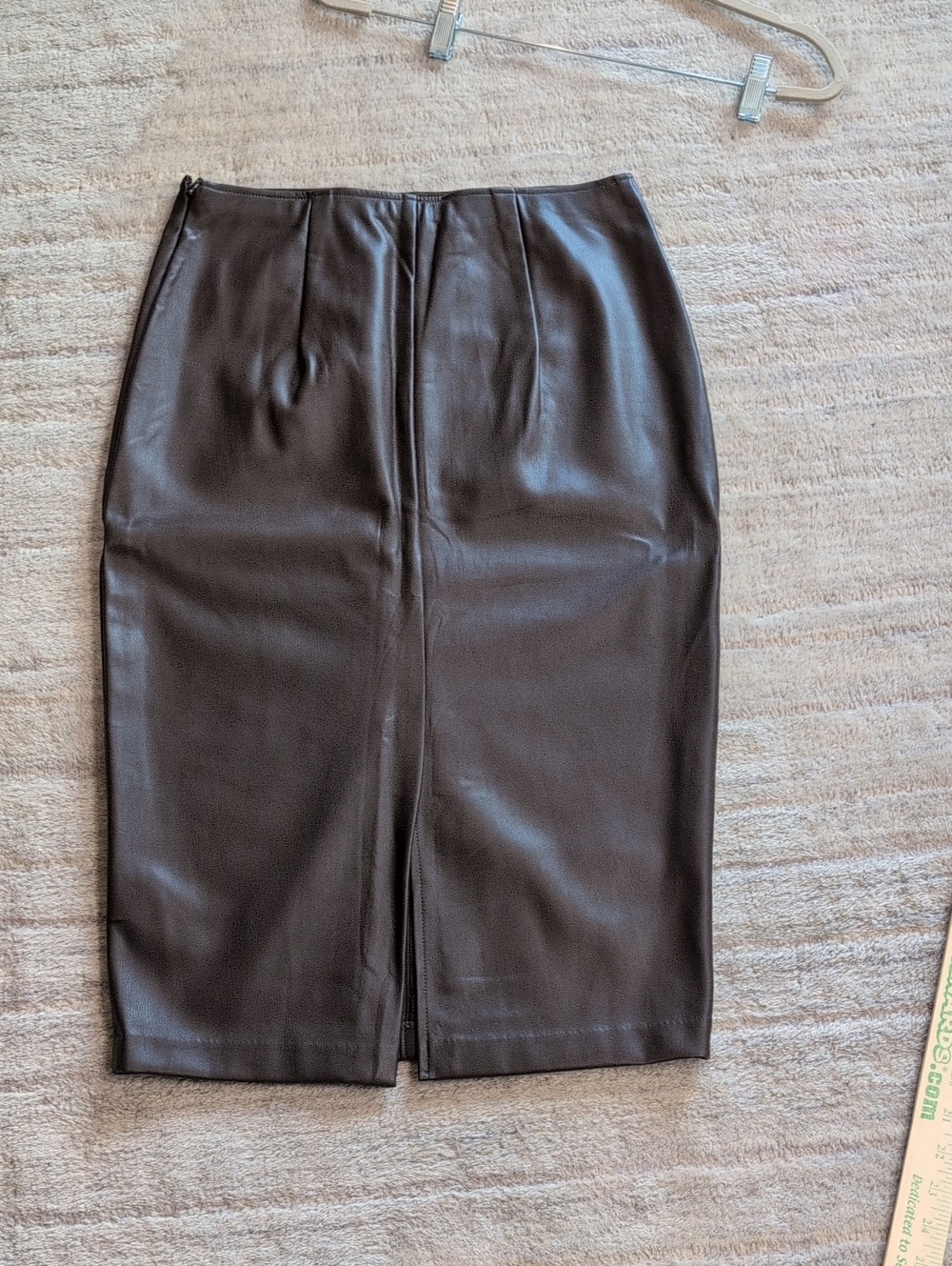 abercrombie Faux Leather Pencil Skirt in Milk Chocolate M - Picture 6 of 8